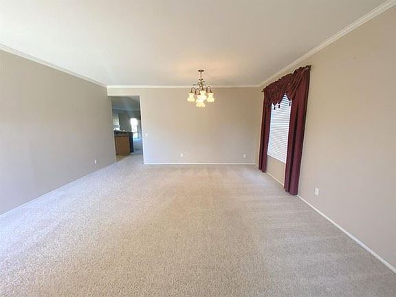 5th image of 13239 Acacia Ave