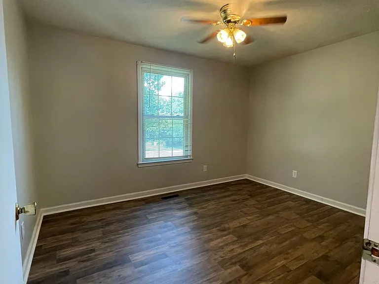 109 Oliver Street — Photo 13