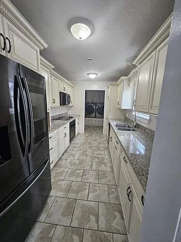 856 Harrington Ln Photo 1