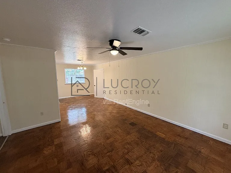 2805 Engleside Dr — Photo 8