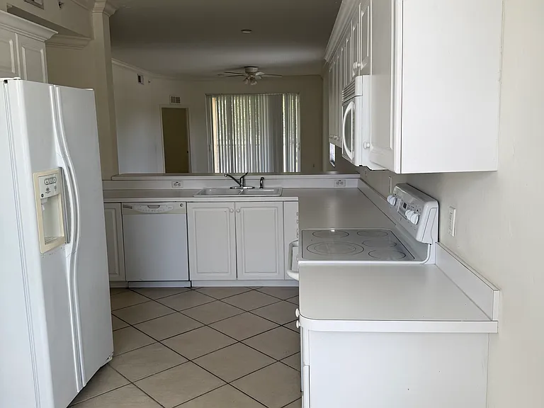 8450 Kingbird Loop #430 — Photo 10