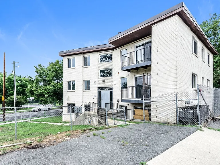 4016 Livingston Rd SE — Photo 34