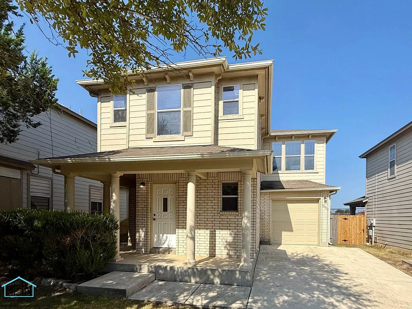 Spacious 2-Story 3-Bedroom, 2.5-Bath Home with Open Floor Plan & Prime Northwest San Antonio Loca... — Photo 2