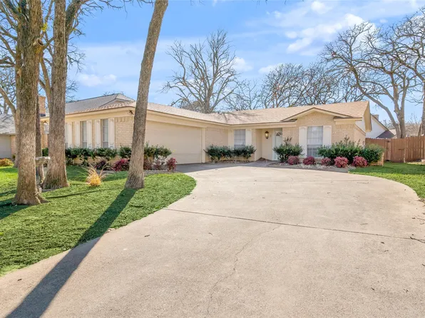 3409 Pin Oak Ln, Bedford, TX 76021