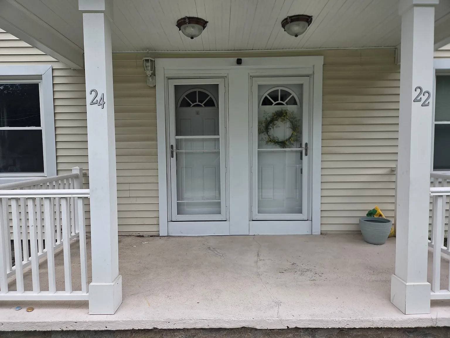3 bed, 1.5 bath, 1200 sqft, $2,850 — Photo 2