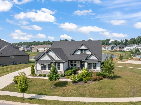 12594 Tidecrest Dr, Fishers, IN 46037