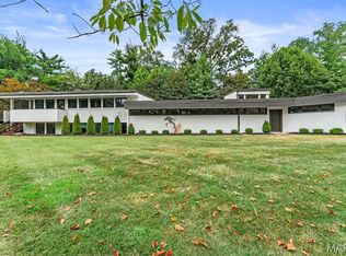 7 Balcon Est, Saint Louis, MO 63141