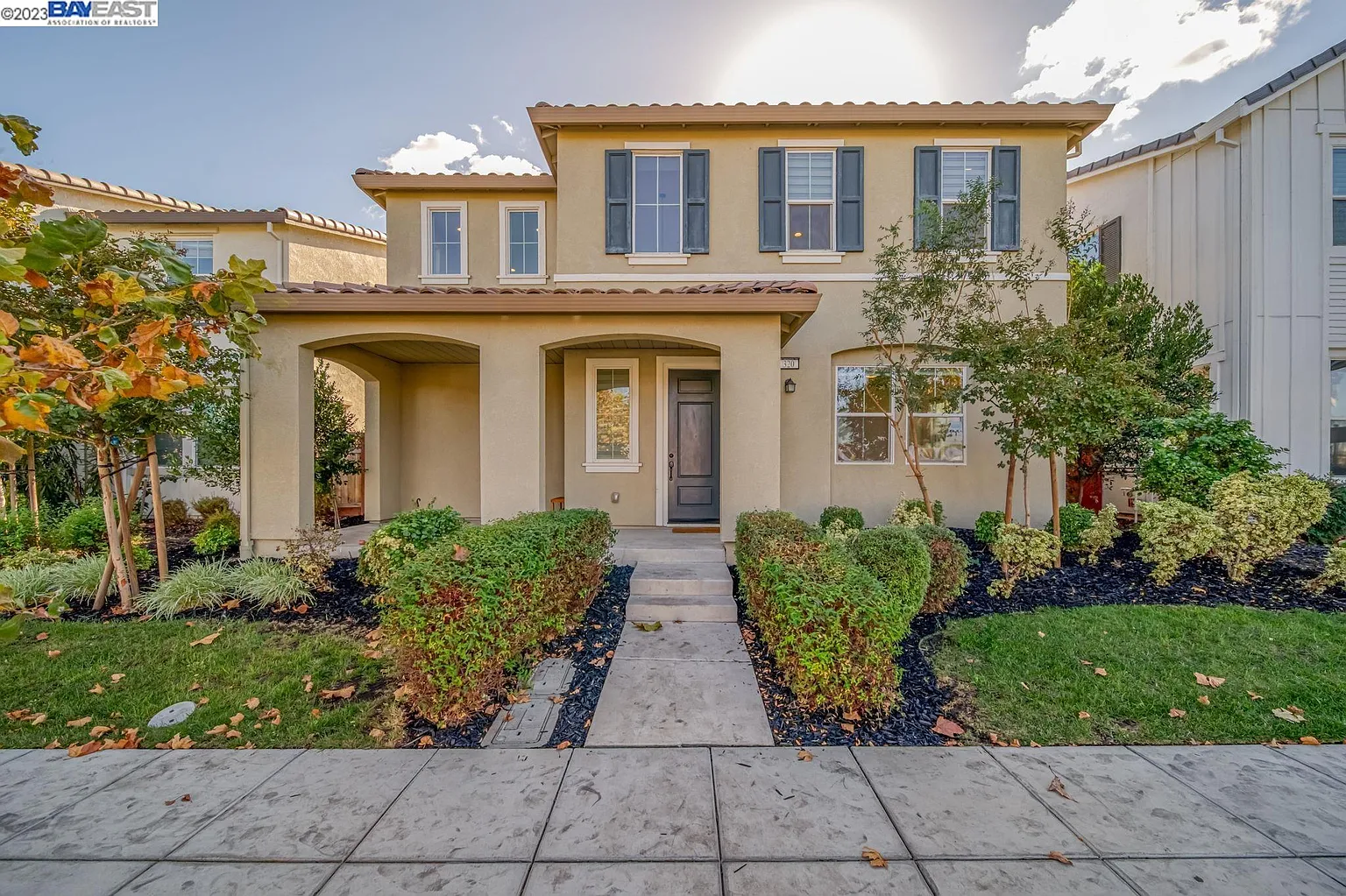 320 E Ramsey Dr photo 1