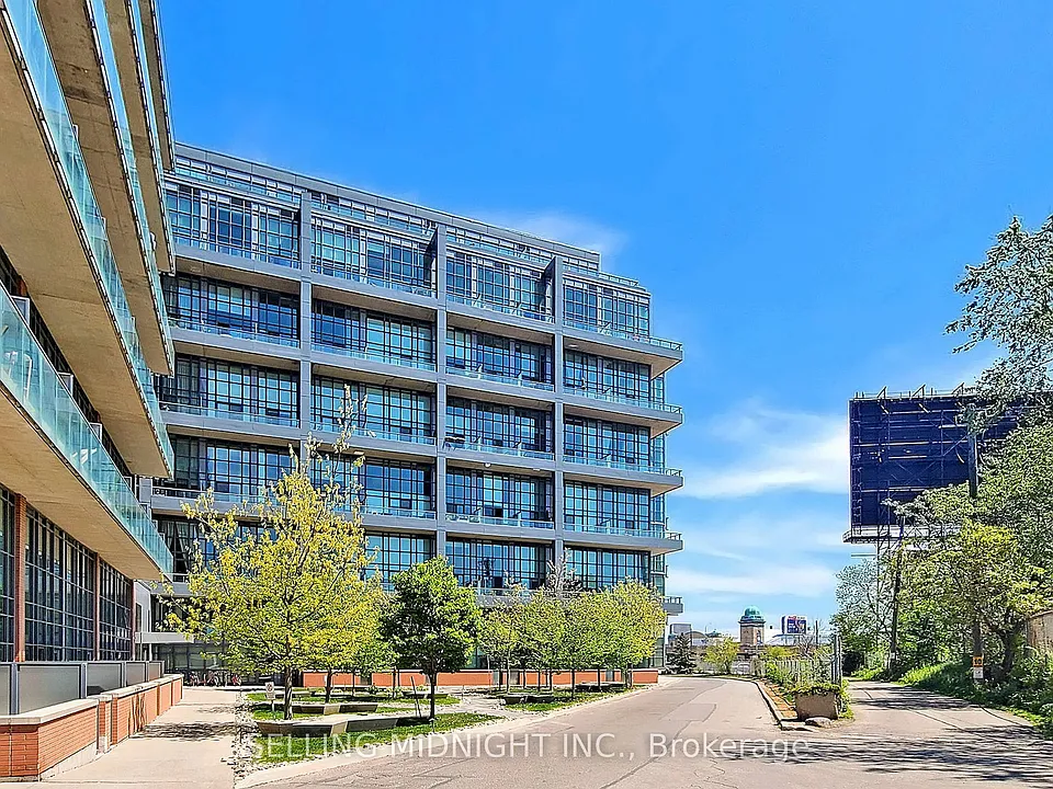 5 Hanna Ave #540
