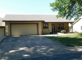 8305 E 189th Ter, Belton, MO 64012