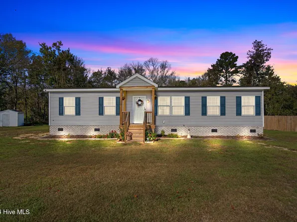 110 Little Pond Road, Rocky Point, NC 28457