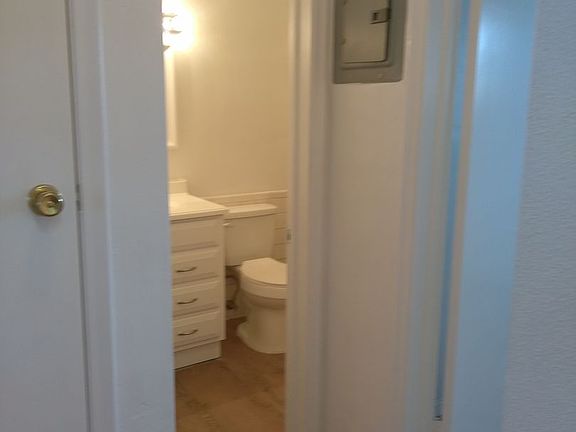 4th image of 5161-5181 NE 18th Ave #14