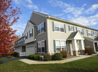 12175 Vermillion St NE UNIT A, Blaine, MN 55449
