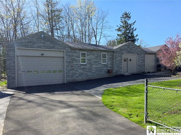 216 Laurel St, Lakewood, NY 14750