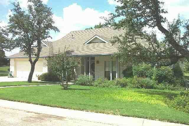 1st image of 102 Kenwood Cir