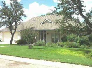 102 Kenwood Cir, Kerrville, TX 78028