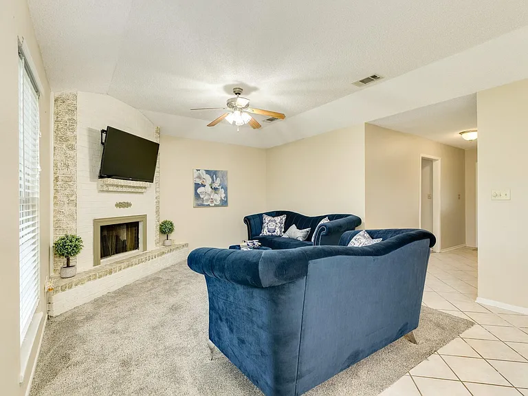 530 Tall Timber Dr — Photo 8