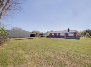 29673 Mitchell Creek Rd, Brighton, IL 62012