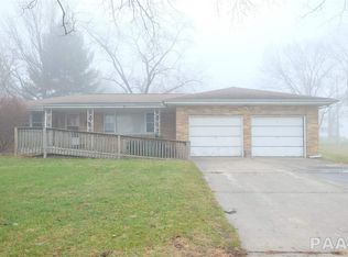 605 E High St, Manito, IL 61546