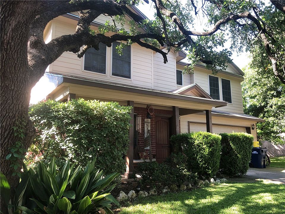 1st image of 102 Grant Ct