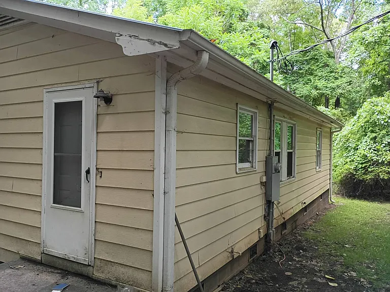 5323 Eno River Dr — Photo 3