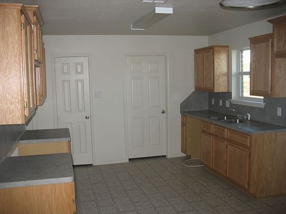Custom Cabinets & Oversized walk-in Pantry!
