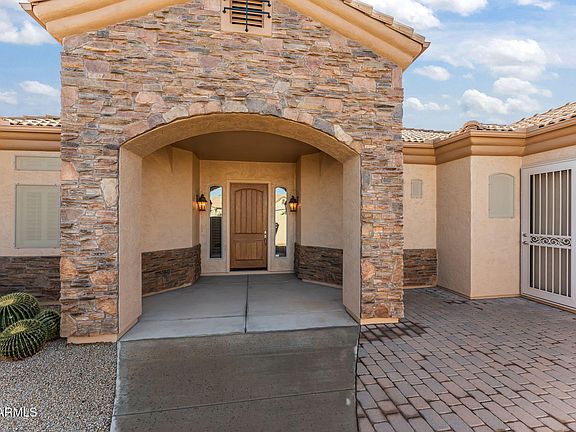 5th image of 14733 W CARBINE Court