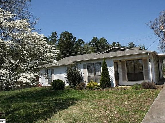 Quiet & well located home