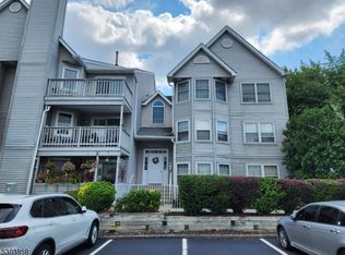 51 Boulder Run Rd, Paterson, NJ 07501