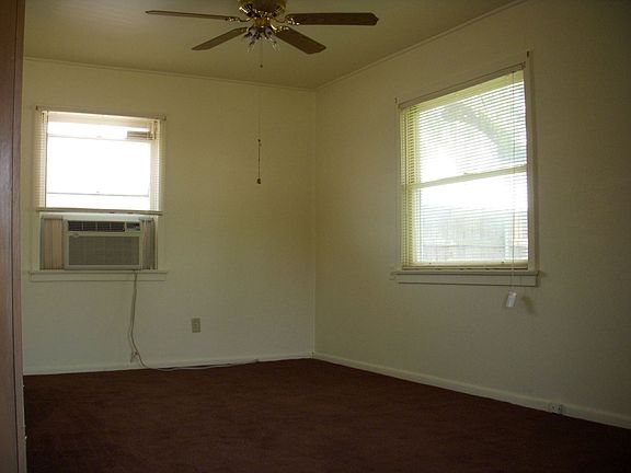 4th image of 4138 Old Hamner Ave