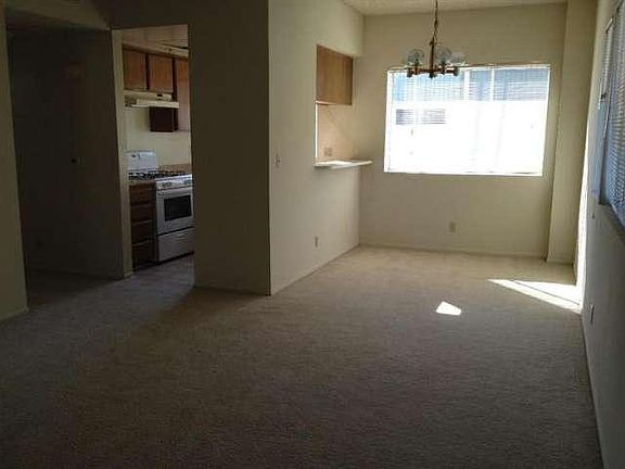 4th image of 336 N Chapel Ave APT B