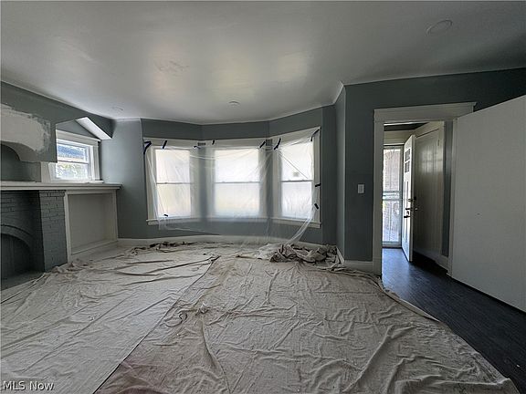 3rd image of 9508 Empire Ave