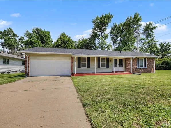 3080 Shackelford Rd, Florissant, MO 63031
