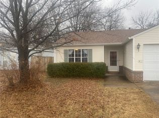 1400 Rice Rd, Bentonville, AR 72712