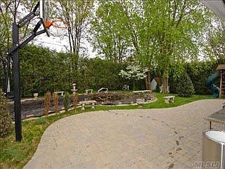 3rd image of 21 Canterbury Ln
