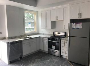 4560 N Lincoln Ave, Chicago, IL 60625
