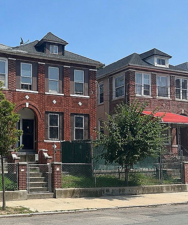1st image of 2926 Holland Ave