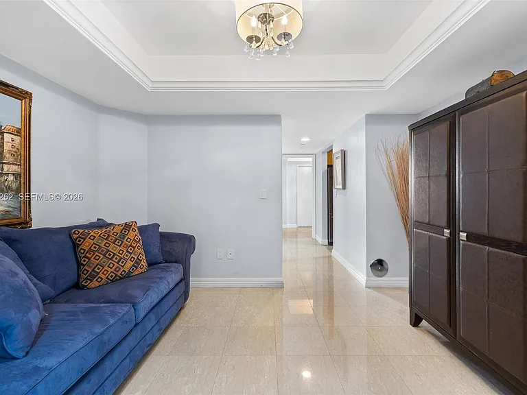 18671 Collins Ave #404 — Photo 32