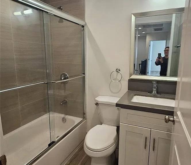 10962 Avalon Blvd — Photo 21