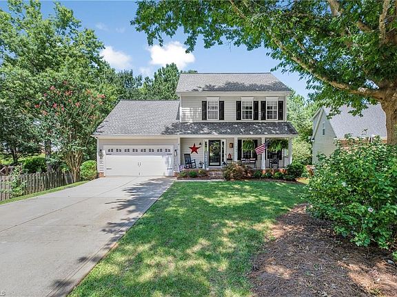 2nd image of 143 Meadow Pond Ln