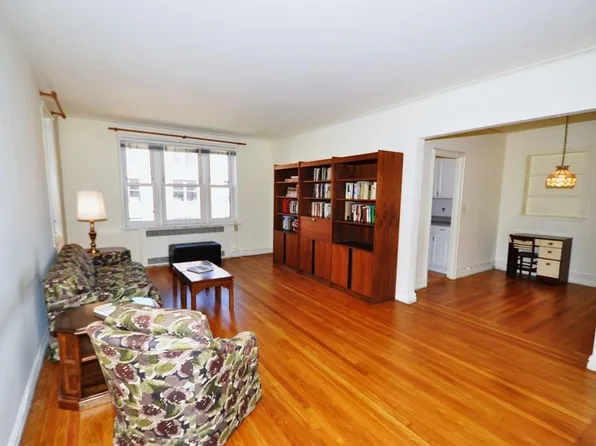 949 Palmer Road #5A, Bronxville, NY 10708