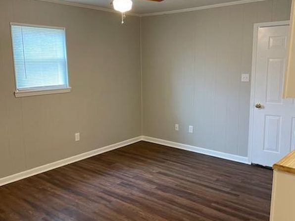 Williams Square, 220 Westgate Dr APT 2, Monticello, AR 71655