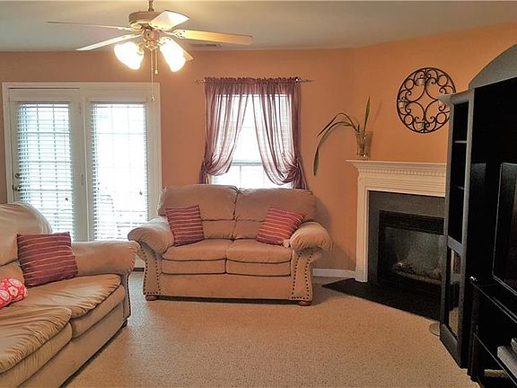 5th image of 3927 Bluestem Dr