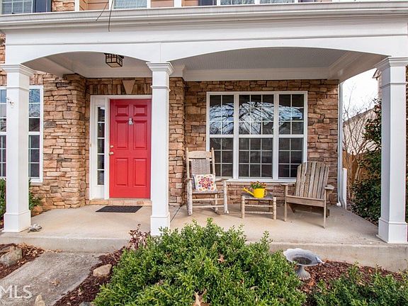 2nd image of 515 Papillion Trce