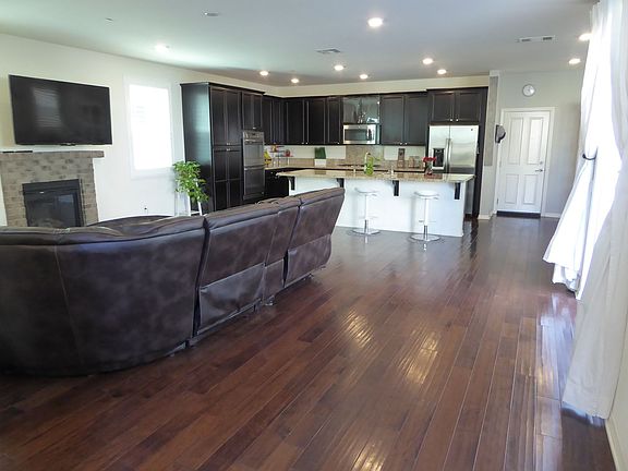 3rd image of 28375 Camino Del Arte Dr