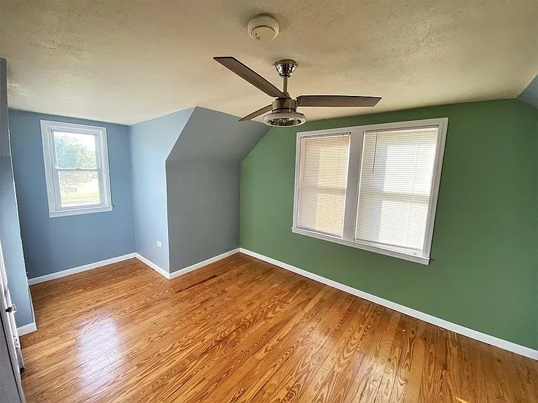 5925 Jefferson Ave — Photo 11