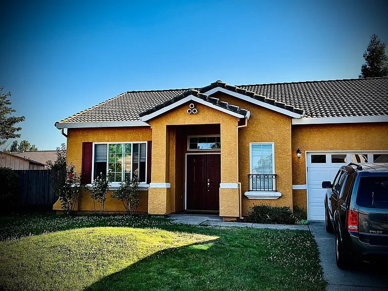 949 Carter Street