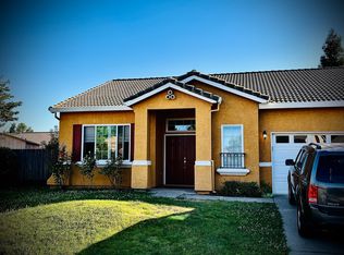 949 Carter St, Folsom, CA 95630