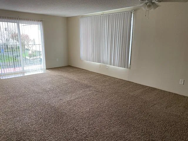 16964 SE Stark St #105 — Photo 11