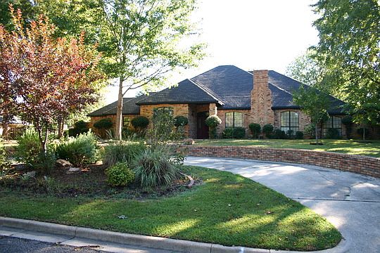 1st image of 600 Woodway Ct